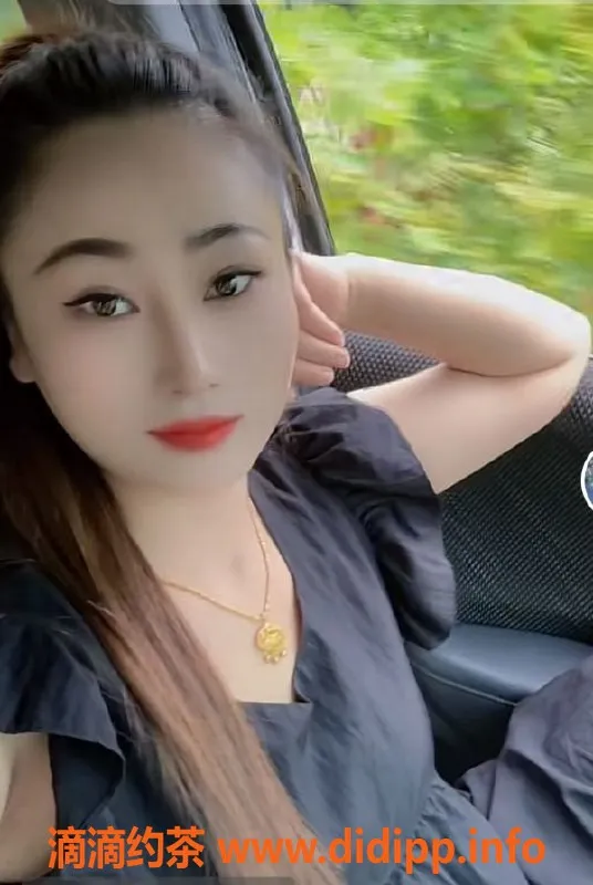 广州楼凤资源信息,广州白云红唇美妇，33岁，165cm，茶水400元