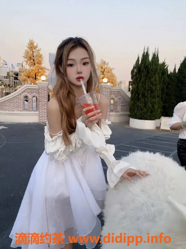 深圳楼凤-南山艺名可可，1300元性价比超高