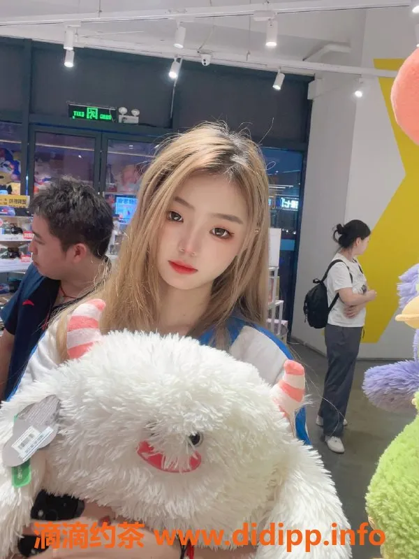 深圳楼凤资源信息,南山艺名可可，1300元性价比超高