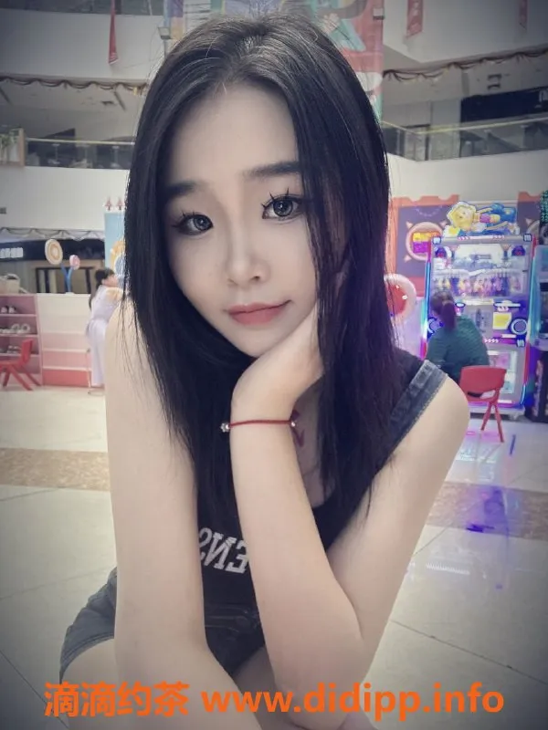 深圳楼凤-深圳南山草莓，18岁166cm高B+胸，800元起