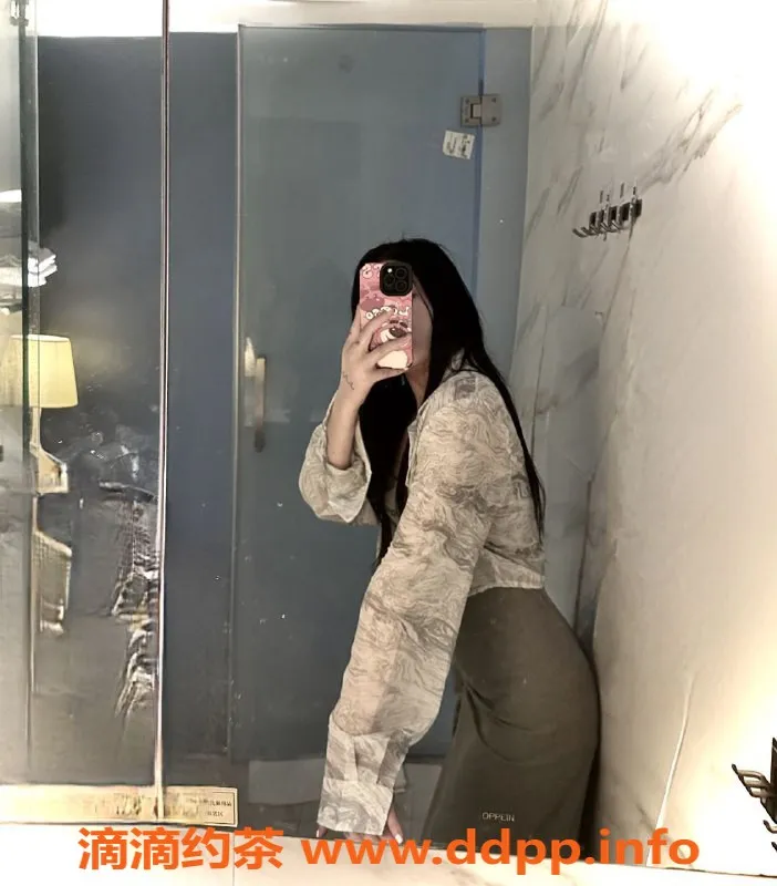 深圳楼凤-深圳南山草莓，18岁166cm高B+胸，800元起