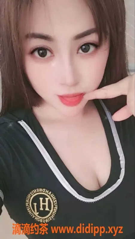 杭州楼凤-西湖区36F乳神，已视频认证，私聊预定！