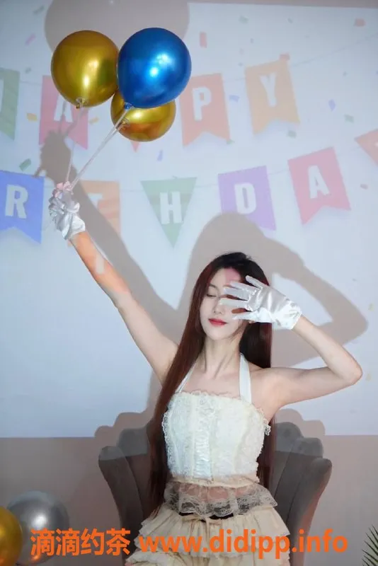 北京楼凤-朝阳米雪，166身高，46体重，陪浴服务千元档