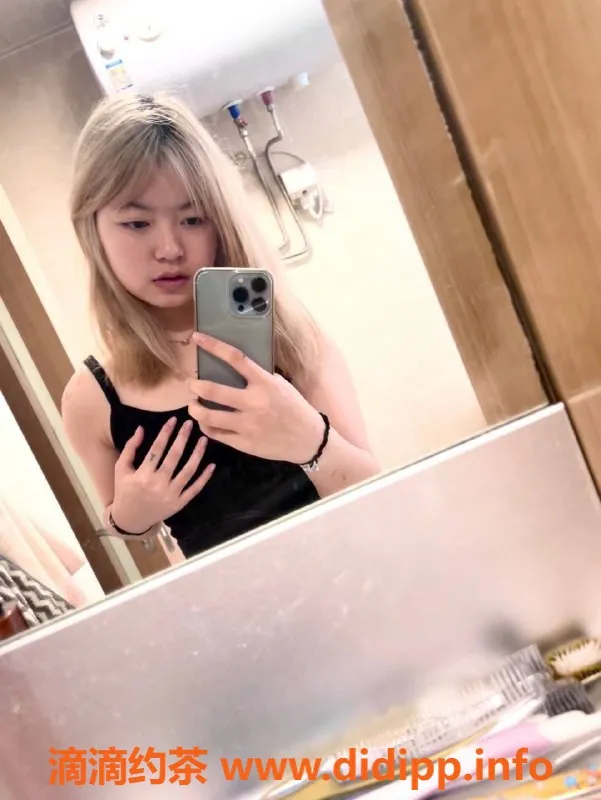 东莞楼凤-东坑心心，600元体验完美服务