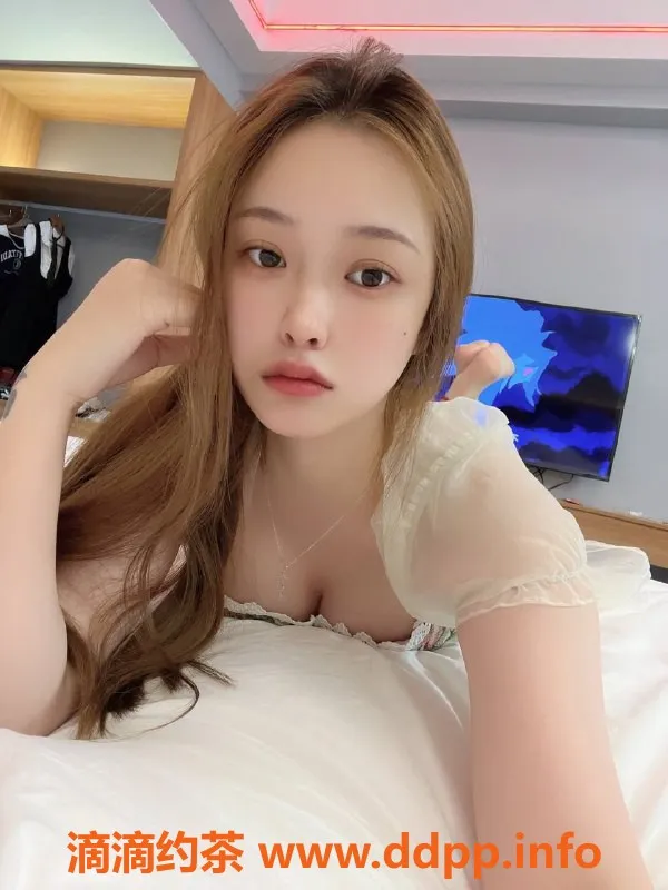 厦门楼凤-集美区小依，7张真实照片等你来约！