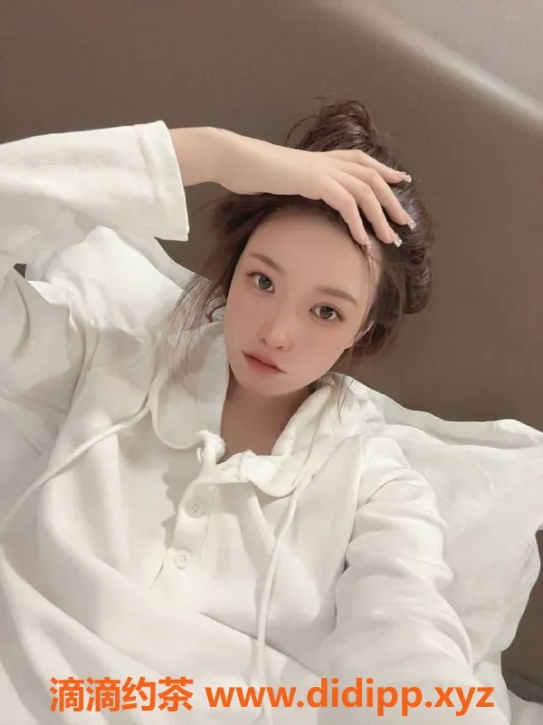 厦门楼凤-集美区小依，7张真实照片等你来约！