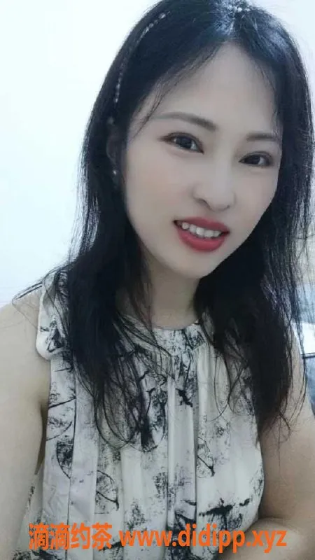 广州楼凤-广州白云区小莉莉，160cm/52kg/34C，30岁少妇