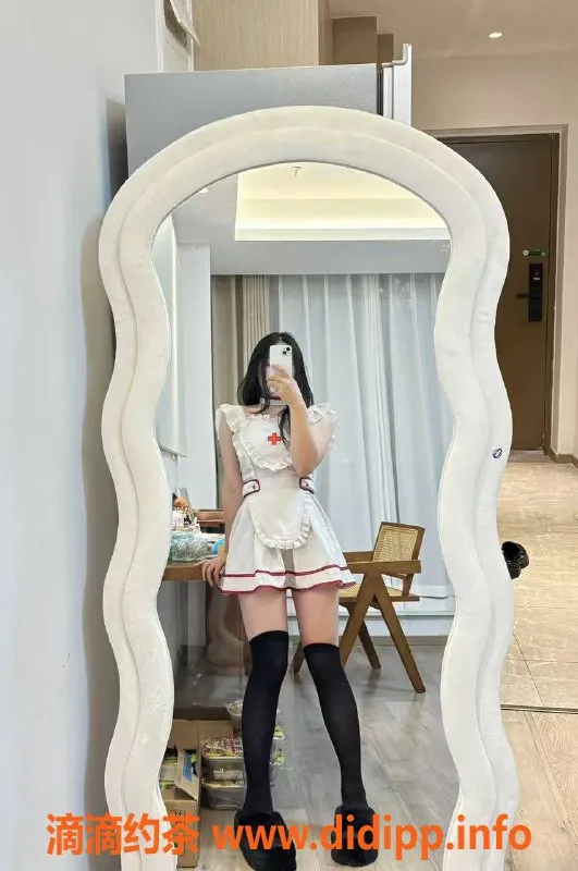 杭州楼凤-上城憨憨，嫩妹巨乳，包时包夜优惠