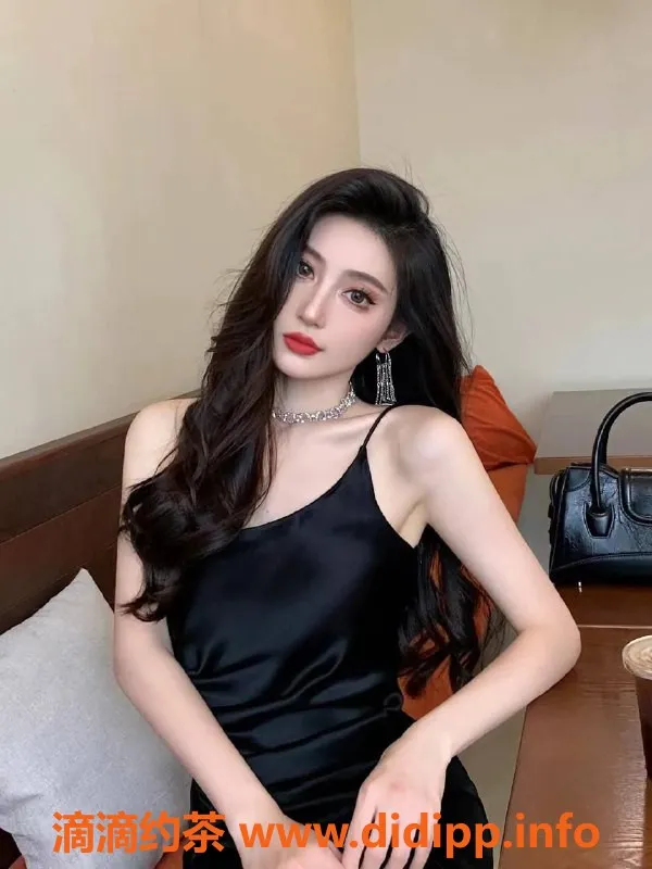 杭州楼凤-杭州市区外出服务—十三姨，私密体验