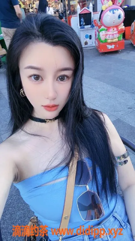 深圳楼凤-龙华小可欣，900元口爆深喉，服务一流