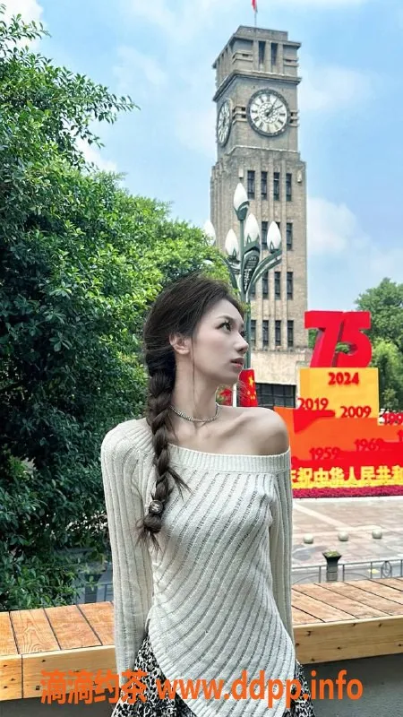 杭州楼凤-拱墅小柒，颜值嫩妹，豪华服务体验