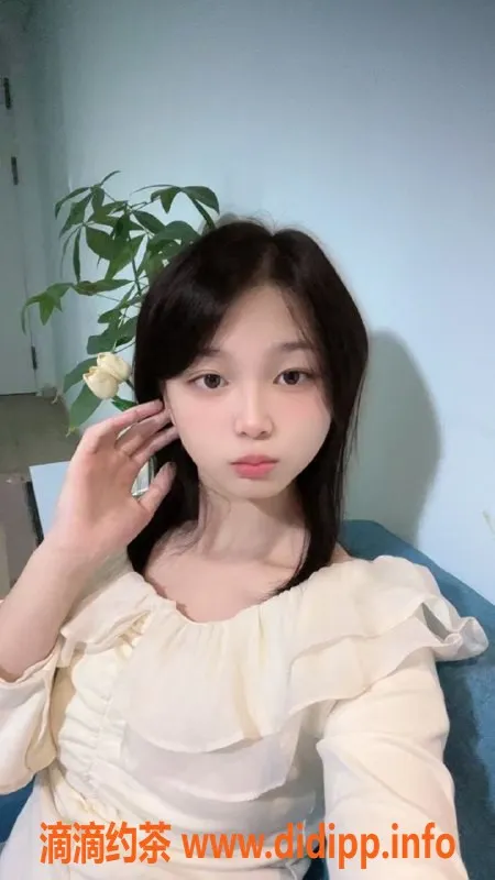 深圳楼凤-坂田小雪，900元课费，独特体验等你来发掘