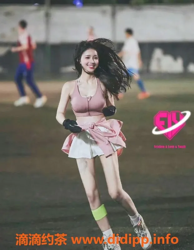 上海楼凤-普陀伊桃，165cm/48kg/胸C，2000起