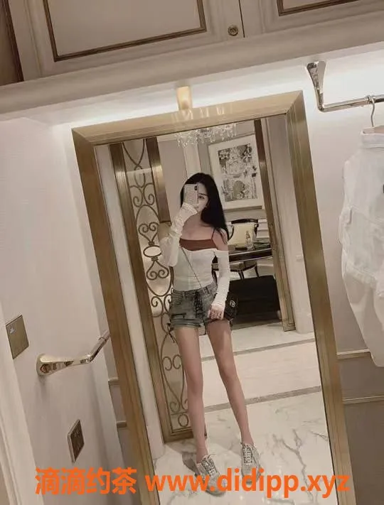 上海楼凤-小糯米，浦东嫩妹，价格1500p起，颜值超高