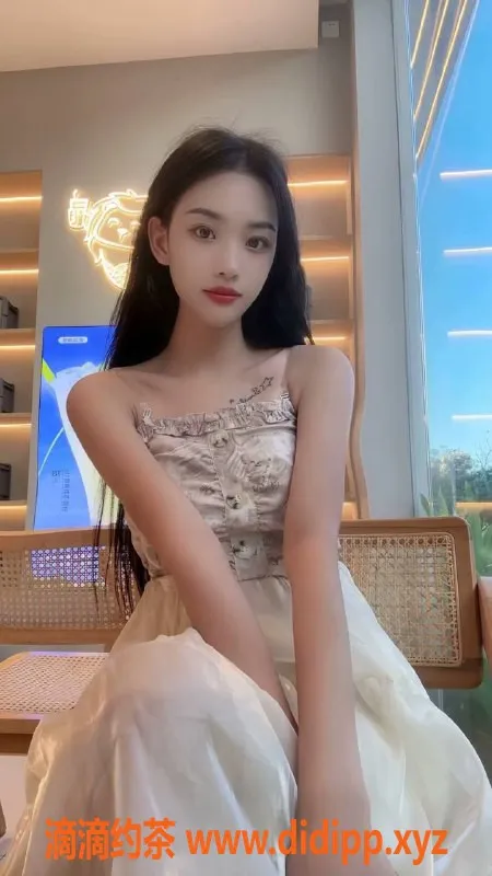 深圳楼凤-宝安颖儿，课费900起，服务超赞！