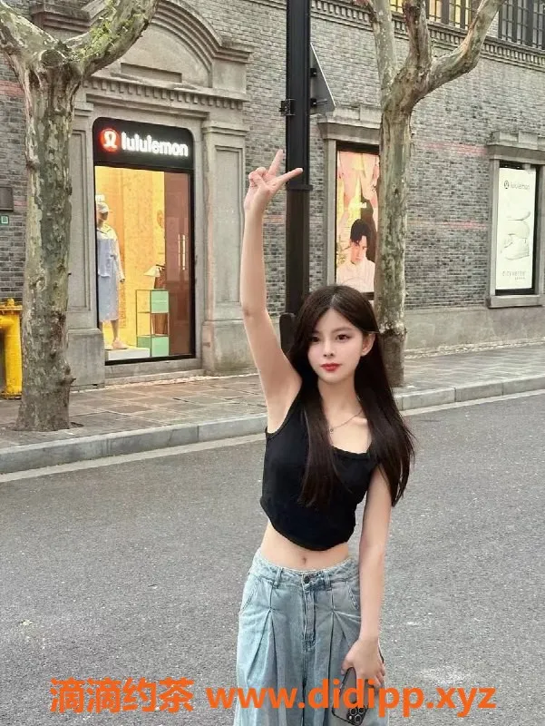 上海楼凤-小乖，浦东可爱女孩，163cm，44kg，900元起