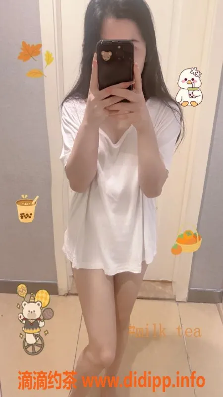 广州楼凤-天河小琪琪，500元舌吻少妇体验