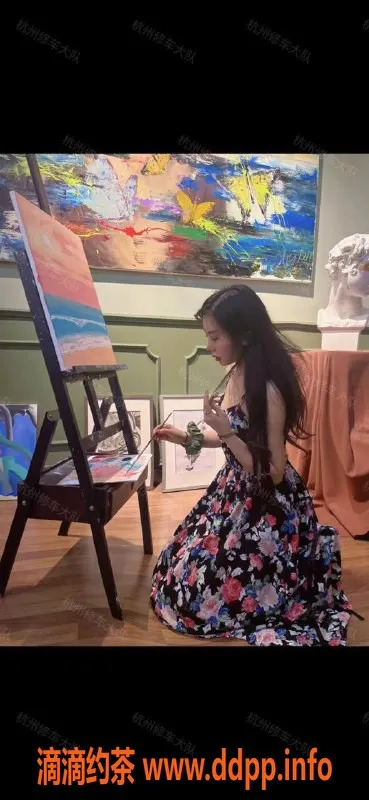 杭州楼凤资源信息,上城区花店老板娘，颜值逆天，4000包时体验