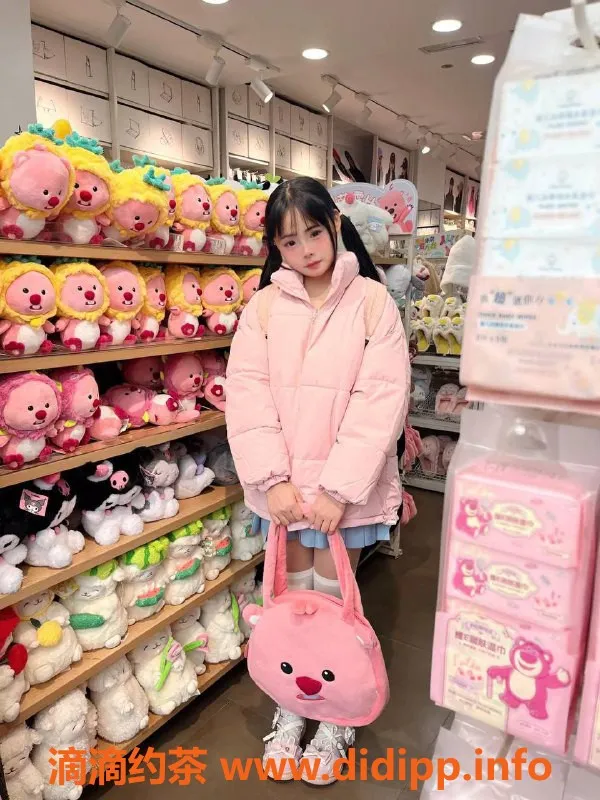 上海楼凤资源信息,黄浦咪咪福利拍卖，原价900P现700P！