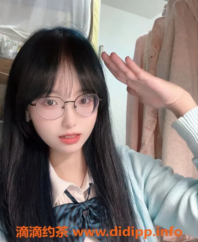 北京楼凤-丰台兔兔：165cm，45kg，高端陪浴服务