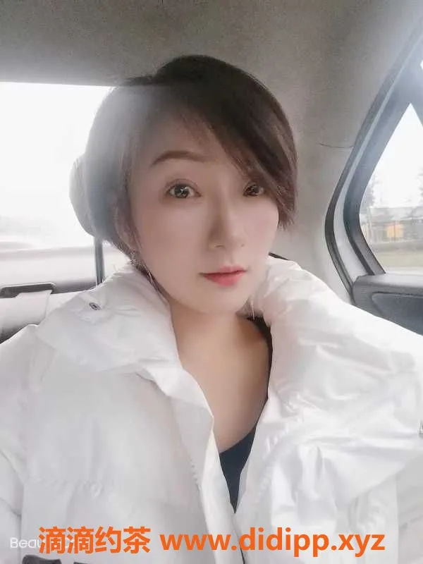 广州楼凤资源信息,广州白云区气质少妇馨馨，32岁，身高162，价格380起