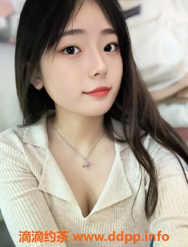 杭州楼凤-何蕊 19岁 170cm 白嫩C+胸 自然美少妇