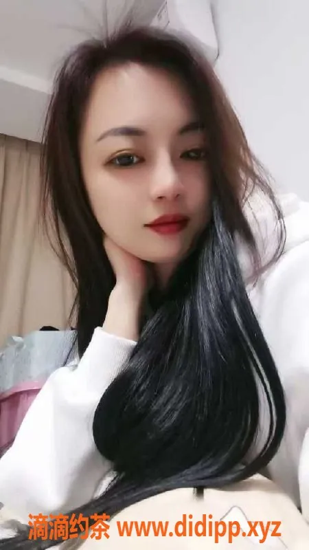 广州楼凤-南沙初次下海艳艳，23岁165cm，500元畅享服务