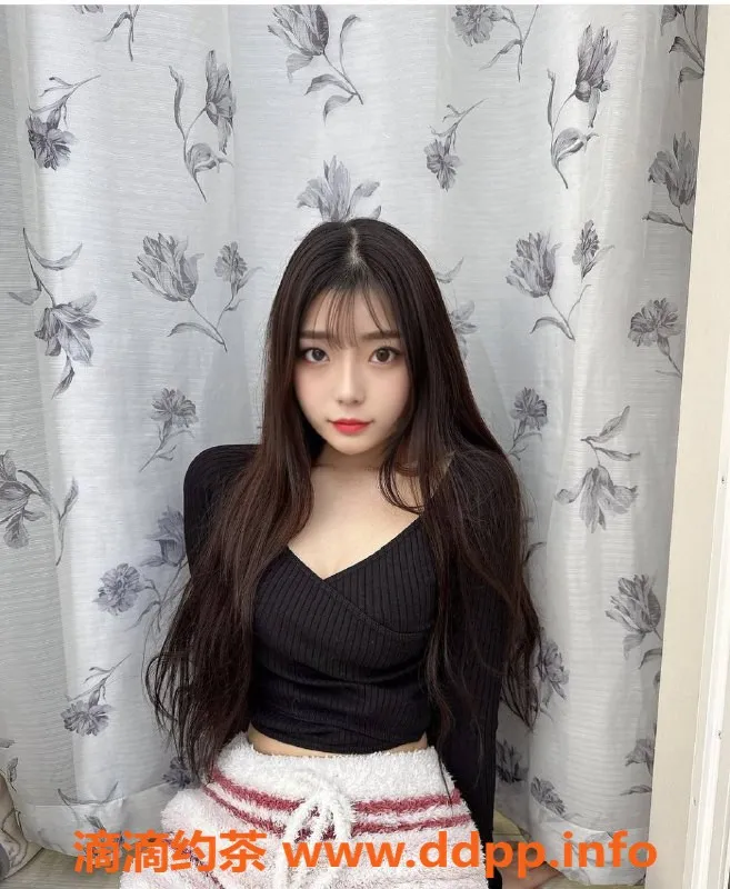 杭州楼凤资源信息,何蕊 19岁 170cm 白嫩C+胸 自然美少妇