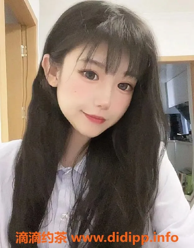 上海楼凤-嘉定小奈酱，158身高，42体重，1400P起