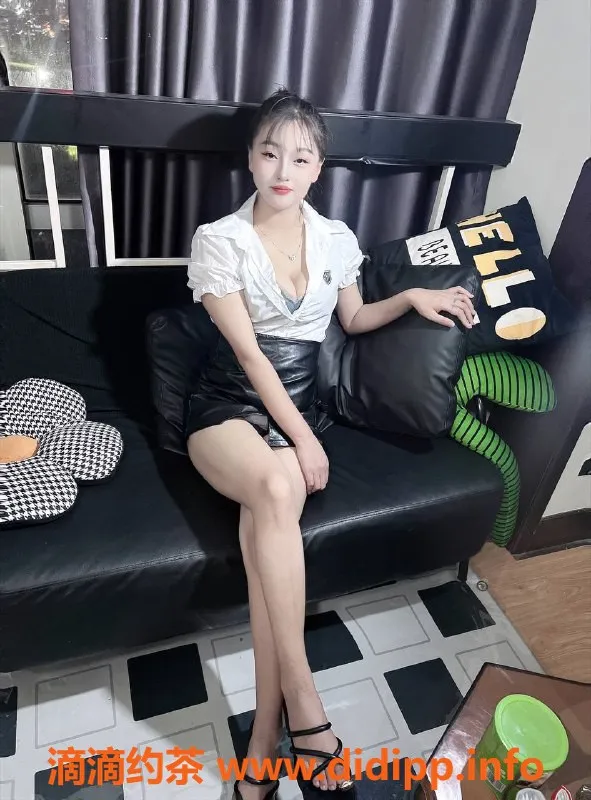 深圳楼凤资源信息,南山小果 童颜巨乳 798元起