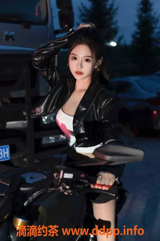 上海楼凤-闵行洛洛，身高176cm，D罩杯，消费1300起