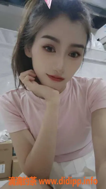 广州楼凤-广州白云苏小小，23岁165cm，36C胸围，超值服务