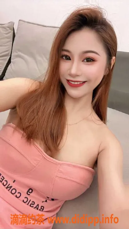 广州楼凤-白云性感婷婷，165cm，49kg，胸围36D，500元服务