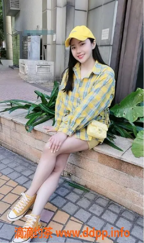 广州楼凤-广州海珠大波贝贝，25岁，颜值6分，服务多样