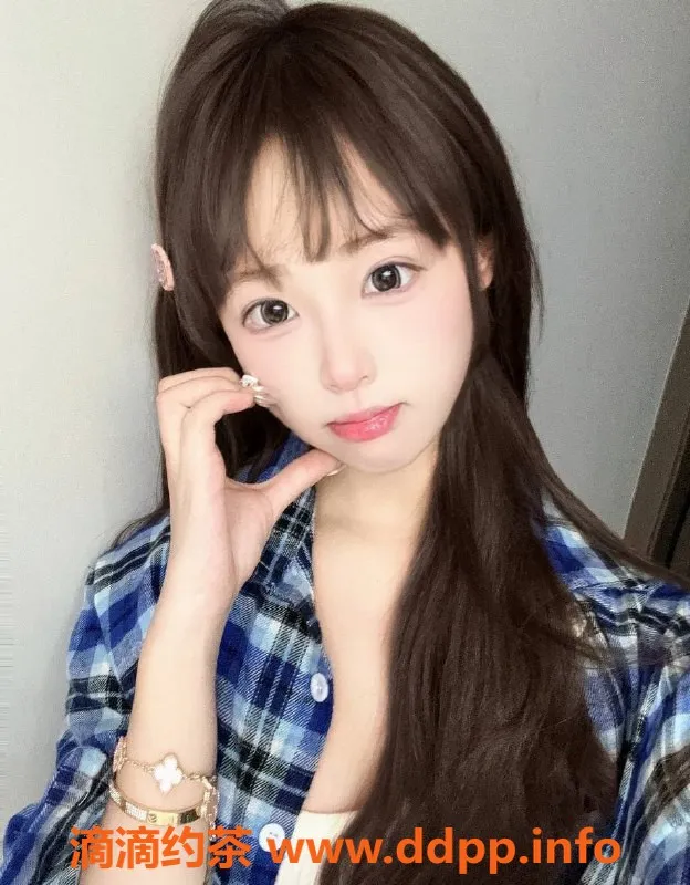 上海楼凤-静安芽依，165cm C罩杯，1800P体验