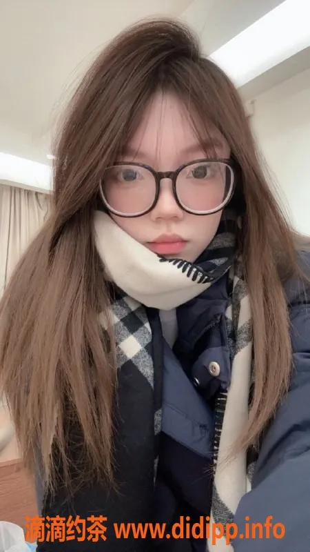 上海楼凤-长宁小礼物，160CM嫩妹，1200元45分