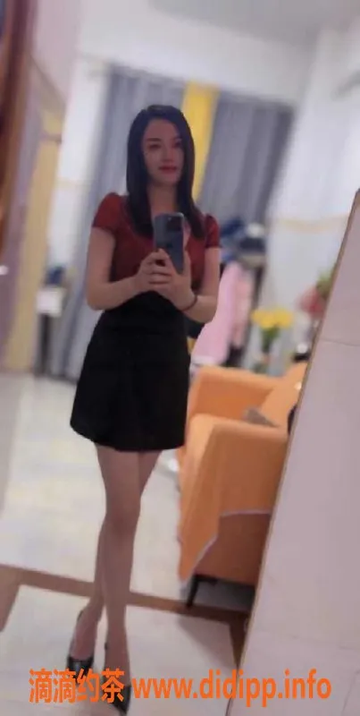 广州楼凤-广州白云风骚丰满大胸花花，27岁高挑性感