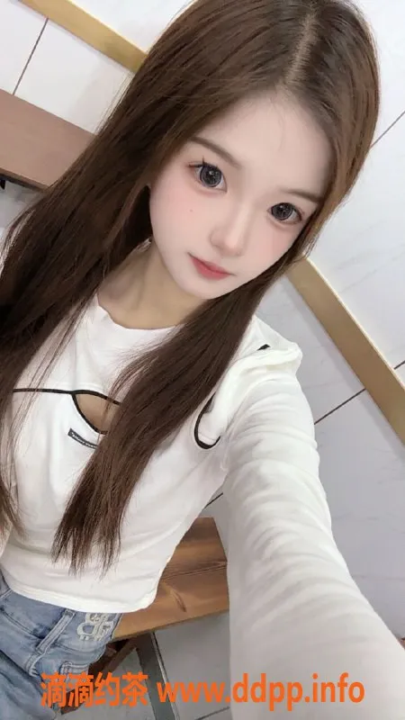 上海楼凤-普陀嫩妹欣欣 165高 45斤 1000元起