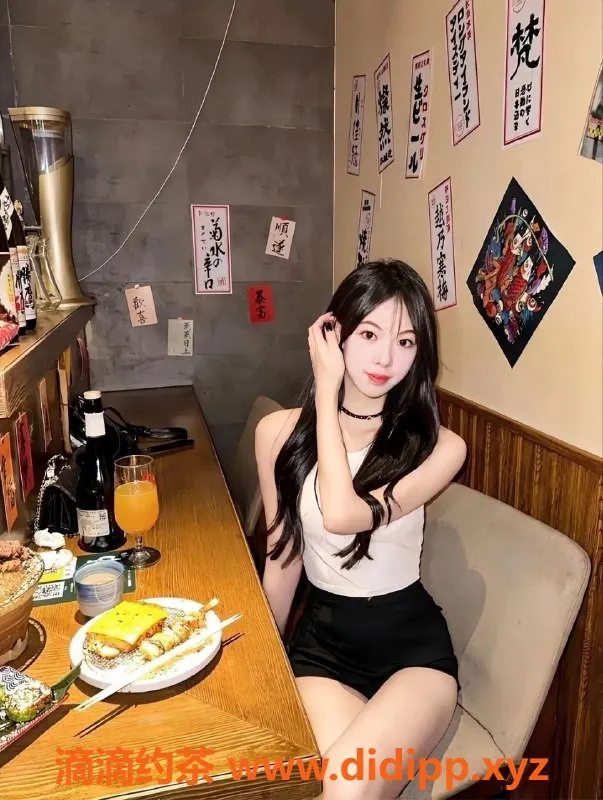 东莞楼凤-东莞甜馨，性感大学生，体验感超赞！