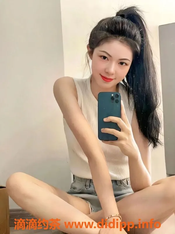 东莞楼凤-东莞甜馨，性感大学生，体验感超赞！