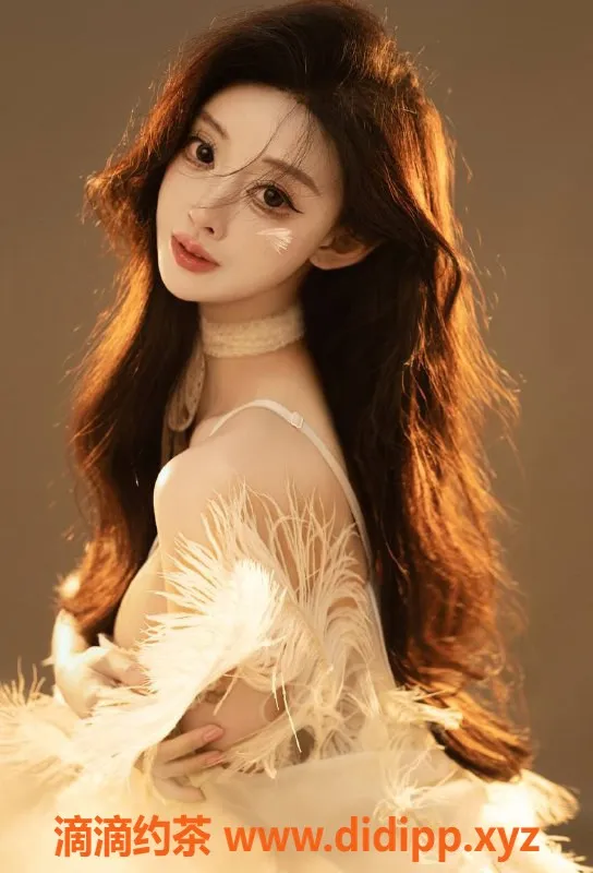 上海楼凤-普陀Angela 168cm D胸 1000P等你来约