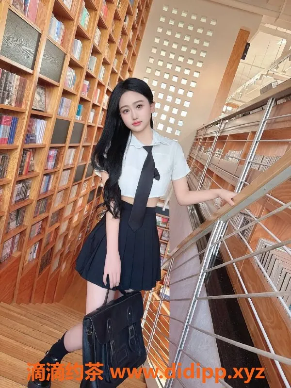 上海楼凤-嘉定嫩妹文文，160CM 34C只需800元