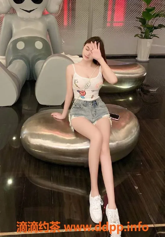 上海楼凤-长宁苏欣然福利价900P，先到先得！