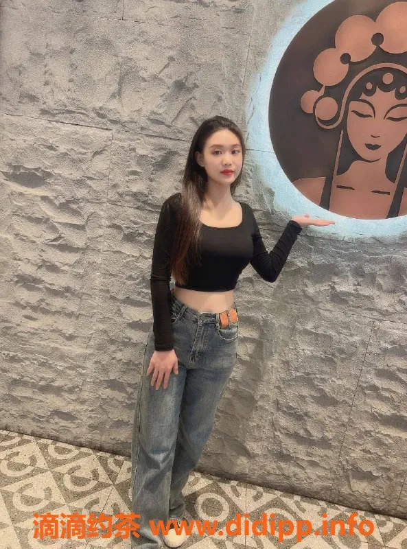 深圳楼凤-龙华依纯，880元享优质服务