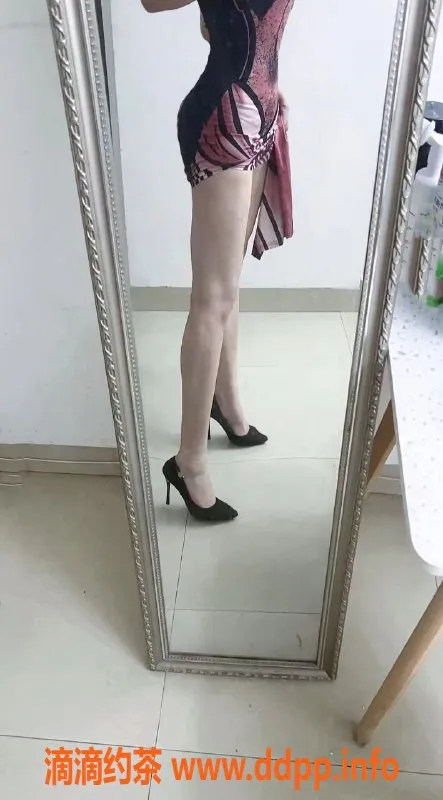 厦门楼凤-思明区西域老板娘，长腿美女巨资等你来体验