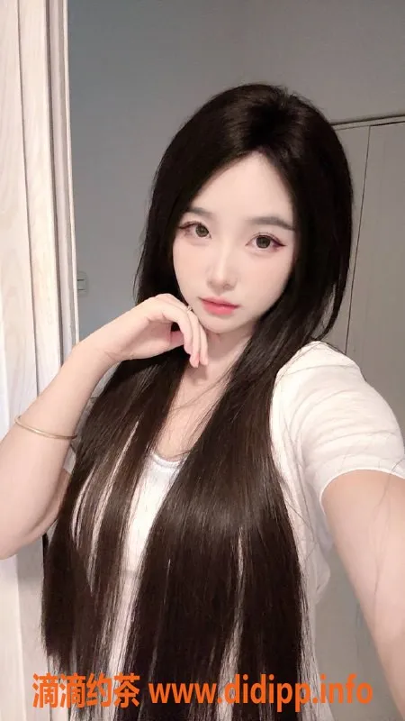 深圳楼凤-深圳宝安19岁嫩妹，168c，700元起