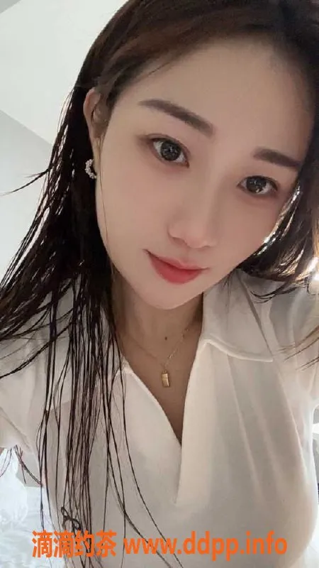 广州楼凤-广州天河馨怡，21岁，160cm，36C，特价服务