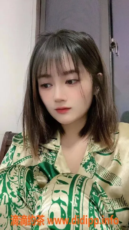 杭州楼凤-拱墅区直连老师笑笑，160cm甜美巨乳