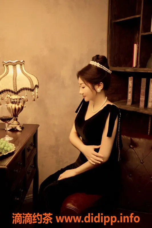 上海楼凤-虹口豆奶，160cm 55kg，600元起多种服务