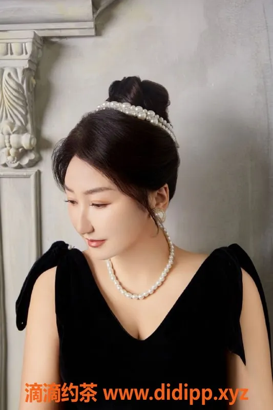 上海楼凤-虹口豆奶，160cm 55kg，600元起多种服务